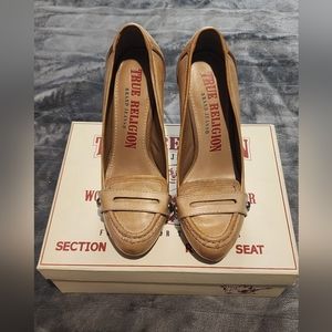 True Religion Hathaway Womens Size 7.5 Camel Leather Pumps Heels
